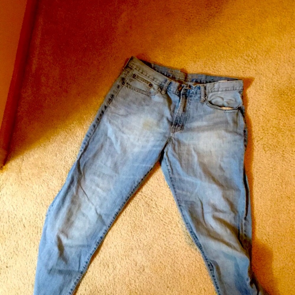 American eagle relaxed straight 34-32 blue jeans